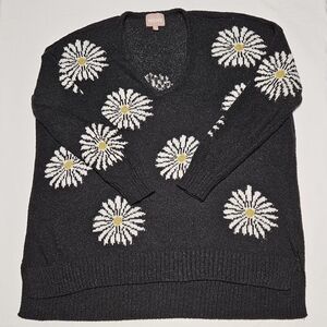 Show Me Your MuMu Black V-Neck Sweater with Daisy Patterns